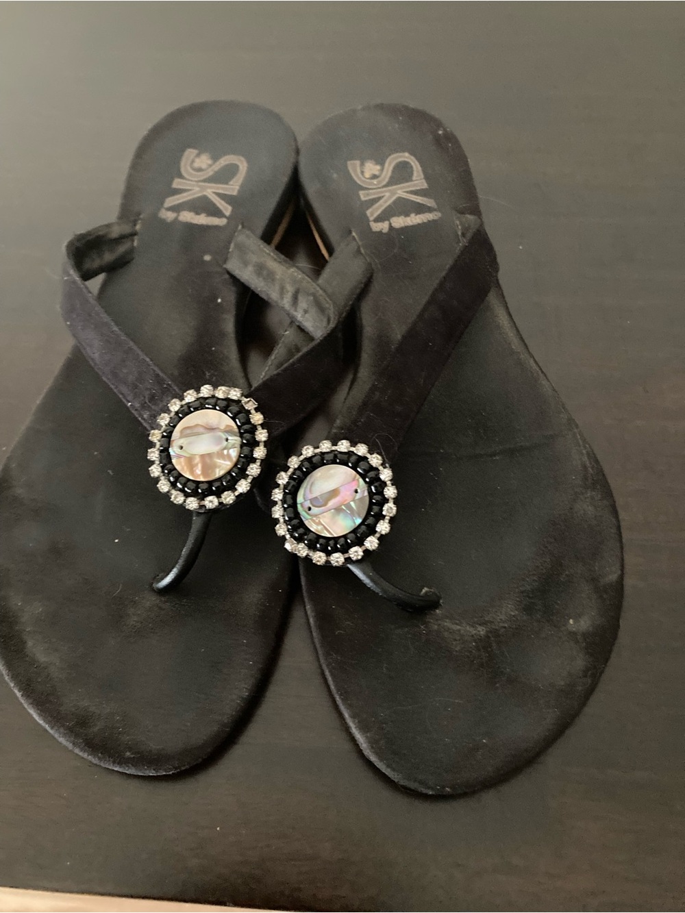 SKI by Skemo mother of pearl snd rhinestone flat sandals - Picture 2 of 4
